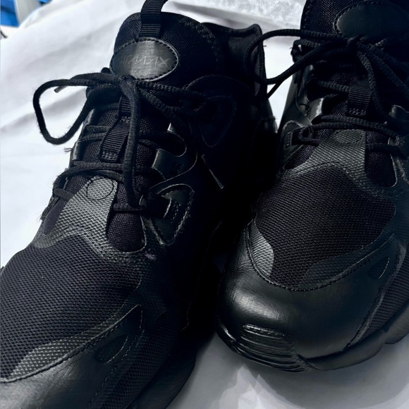 Nike Other - Nike Black Athletic Men's Shoes 11 1/2